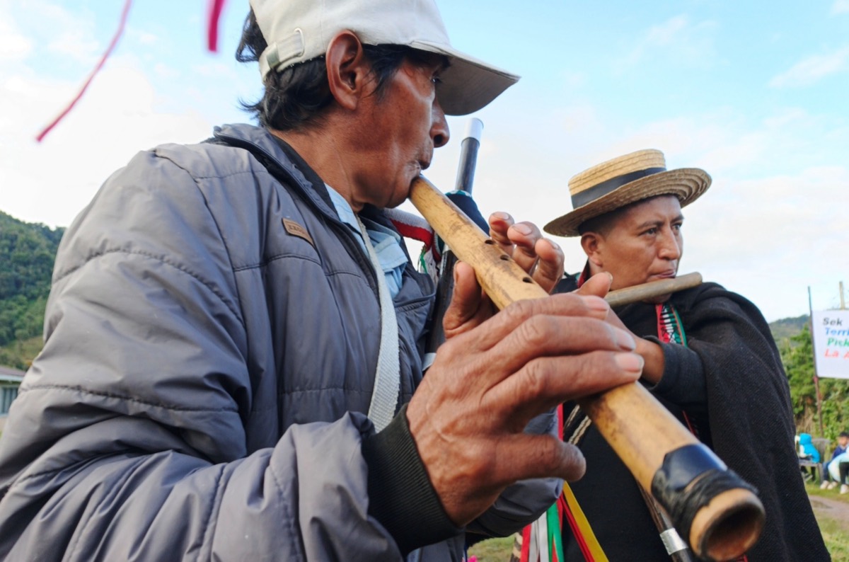 Tejiendo compromisos por el territorio y la defensa de las comunidades